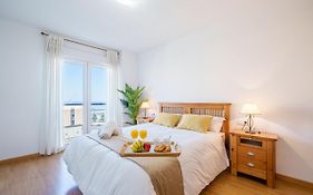 Soho & Sea Views -Parking